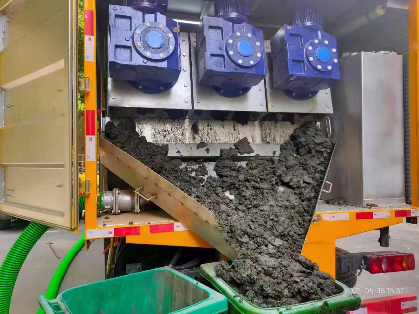 东河镇化粪池清掏城市维护站-泥浆净化干湿分离处理